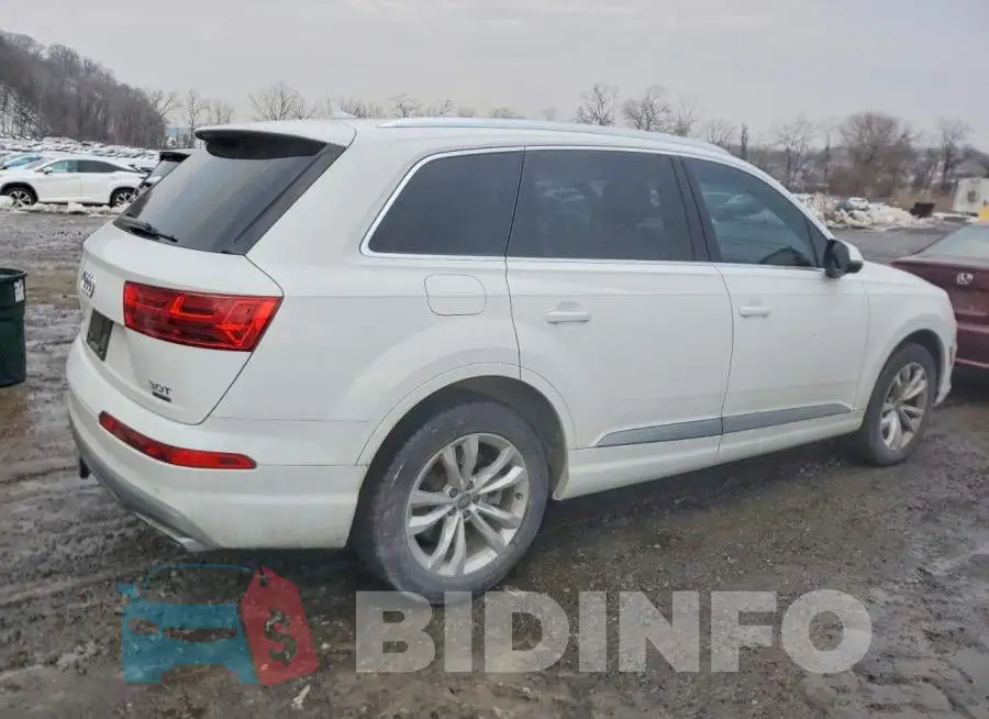 WA1LABF71HD055615 Photo# 3