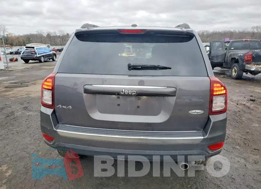 1C4NJDEB4HD100434 Photo# 6