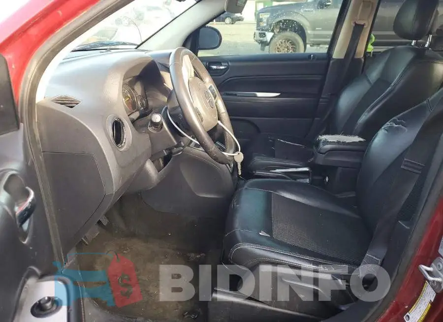1C4NJDEBXHD204944 Photo# 7