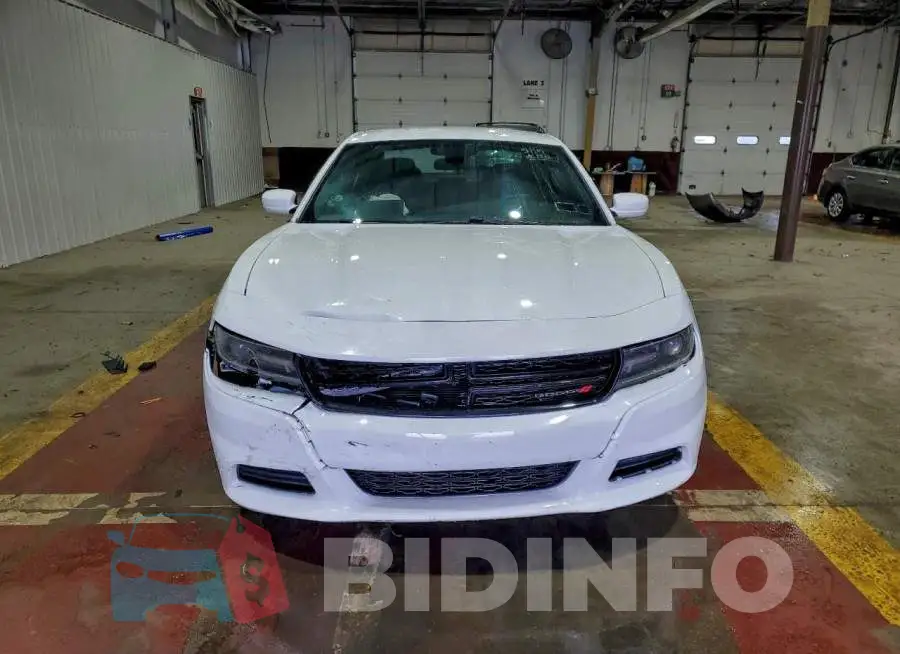 2C3CDXBG5KH630734 Photo# 5