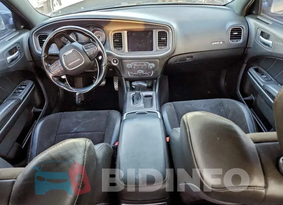 2C3CDXGJ4NH218393 Photo# 8