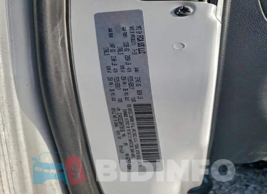 2C4RDGEG9KR750158 Photo# 13