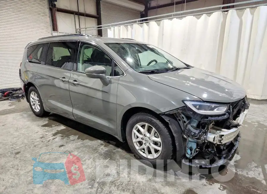 2C4RC1BG4MR598295 Photo# 4