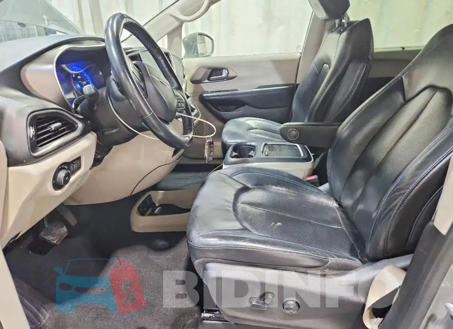2C4RC1BG4MR598295 Photo# 7