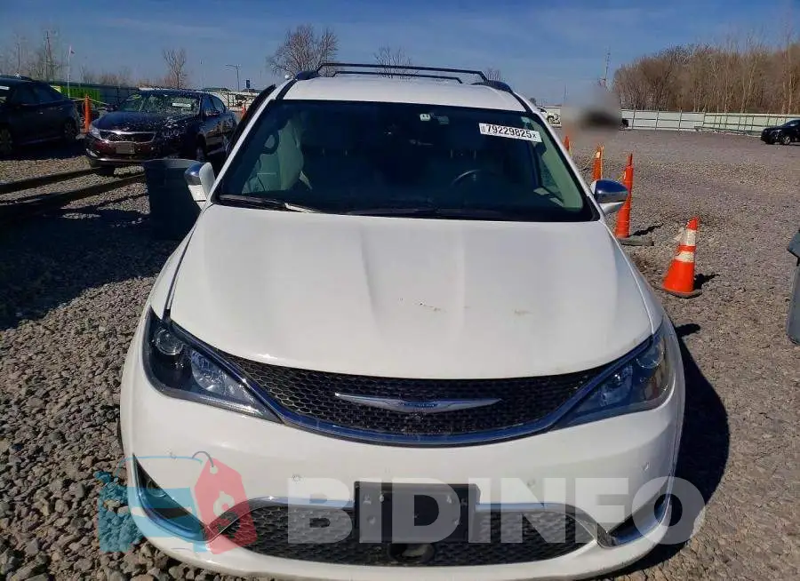 2C4RC1GG5HR623039 Photo# 5