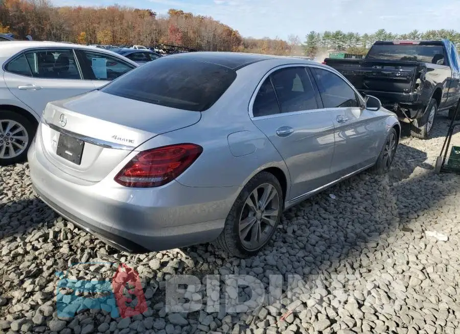 WDDWF4KB4HR215845 Photo# 3