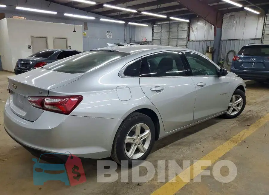 1G1ZD5ST5NF176362 Photo# 3