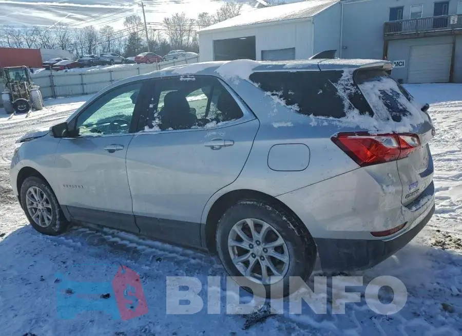 2GNAXTEV8L6134750 Photo# 2