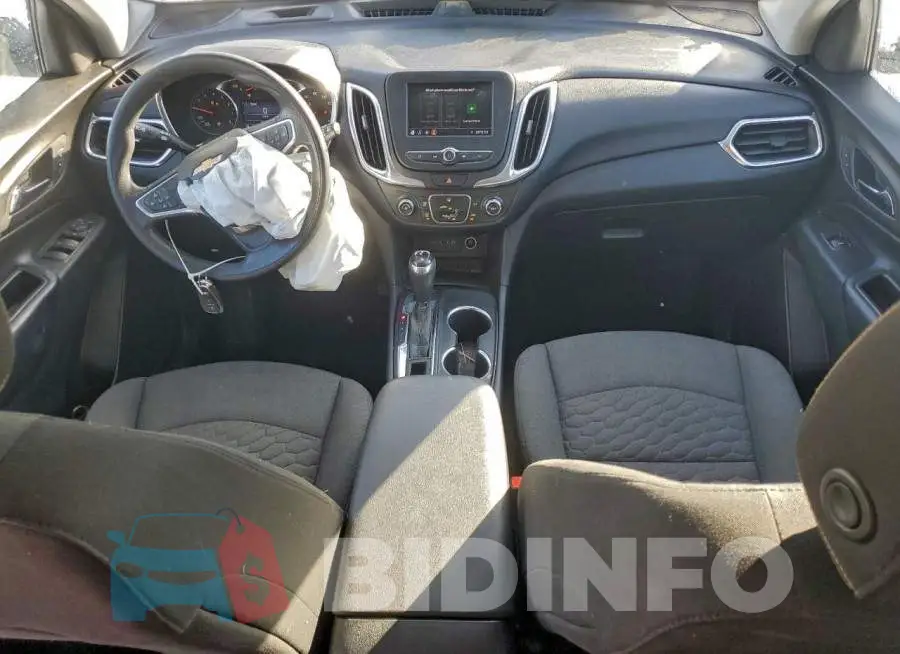 2GNAXTEV8L6134750 Photo# 8