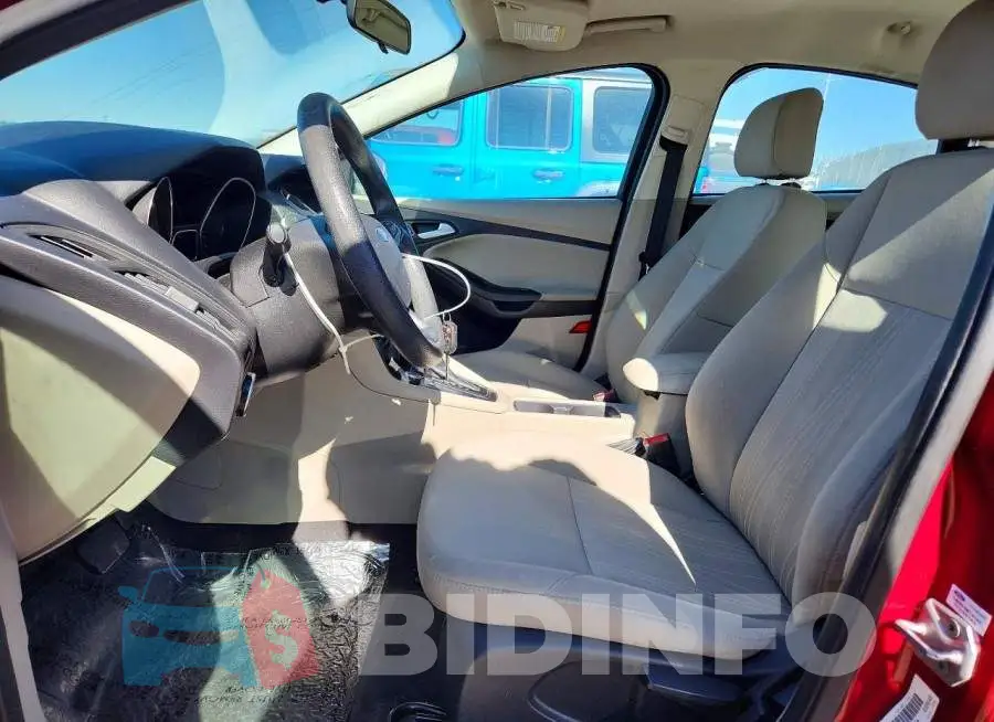 1FADP3F22HL205584 Photo# 7