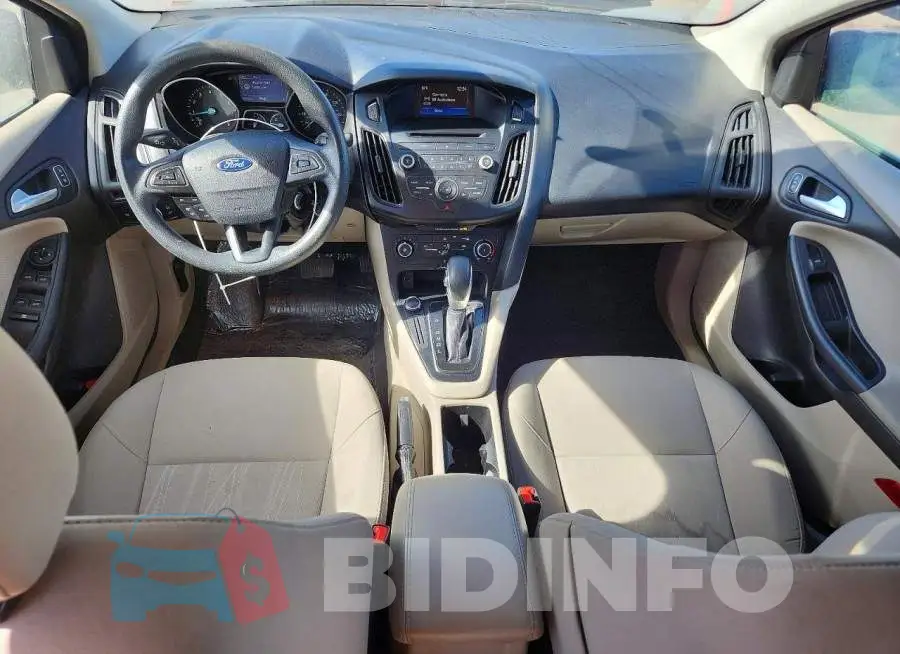 1FADP3F22HL205584 Photo# 8