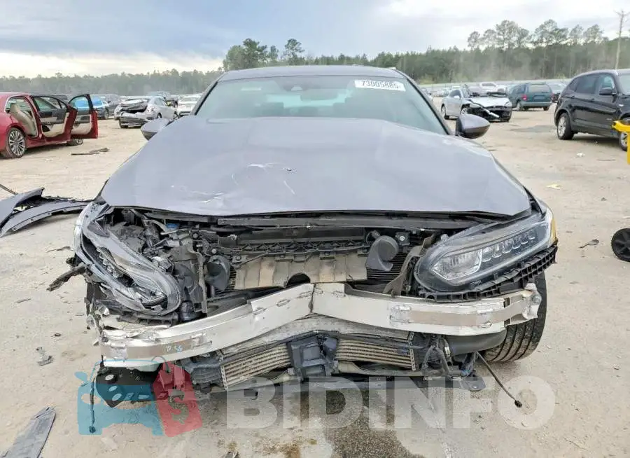 1HGCV1F38KA164021 Photo# 5