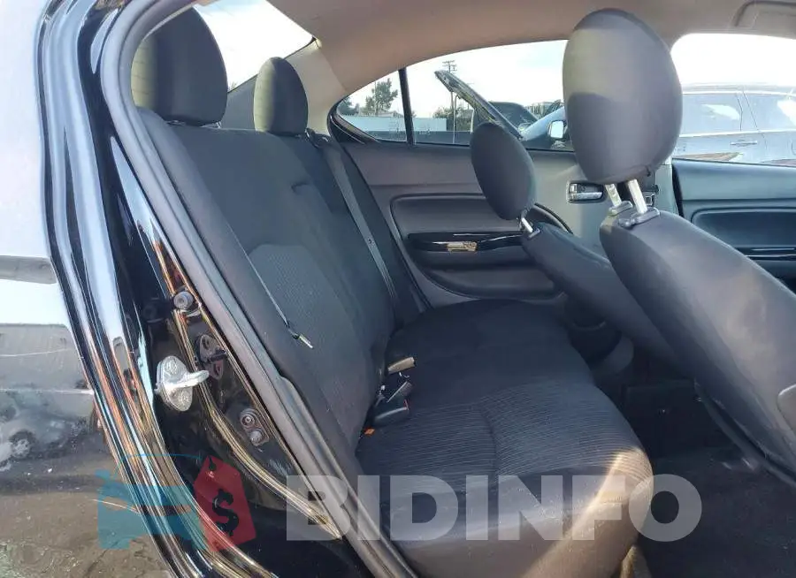 ML32F4FJ1HHF16692 Photo# 10