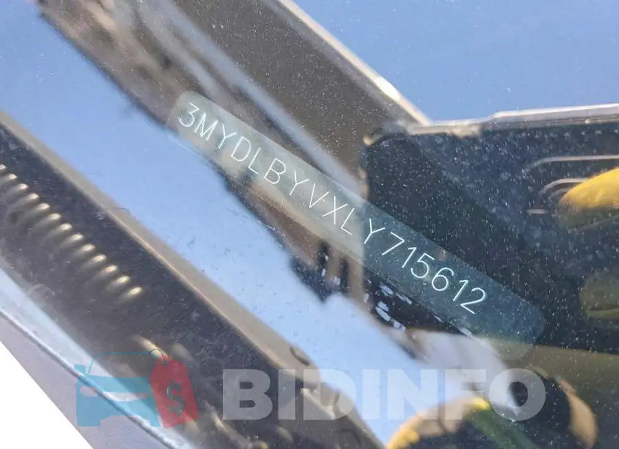 3MYDLBYVXLY715612 Photo# 12