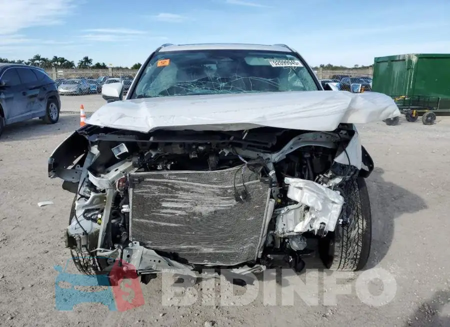 5TDAAAA51RS015182 Photo# 5
