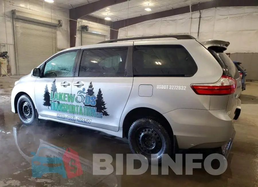 5TDKZ3DC8JS903175 Photo# 2