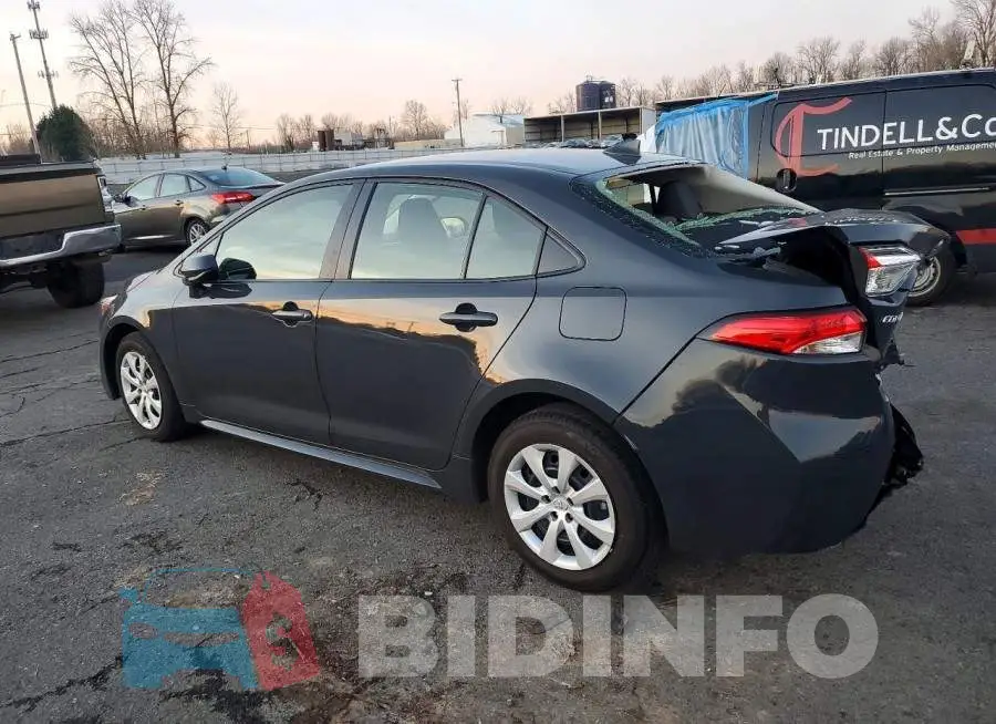JTDBCMFE1S3102371 Photo# 2