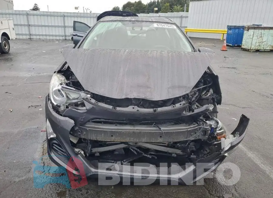 JTDKDTB3XH1598609 Photo# 5