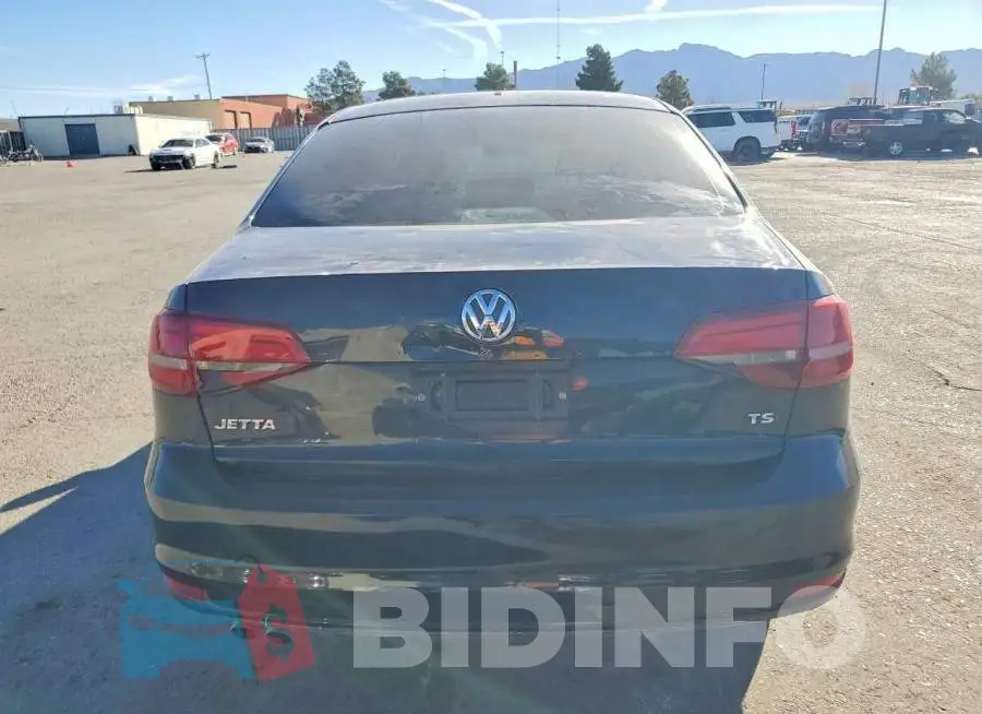 3VW2B7AJ0HM308438 Photo# 6