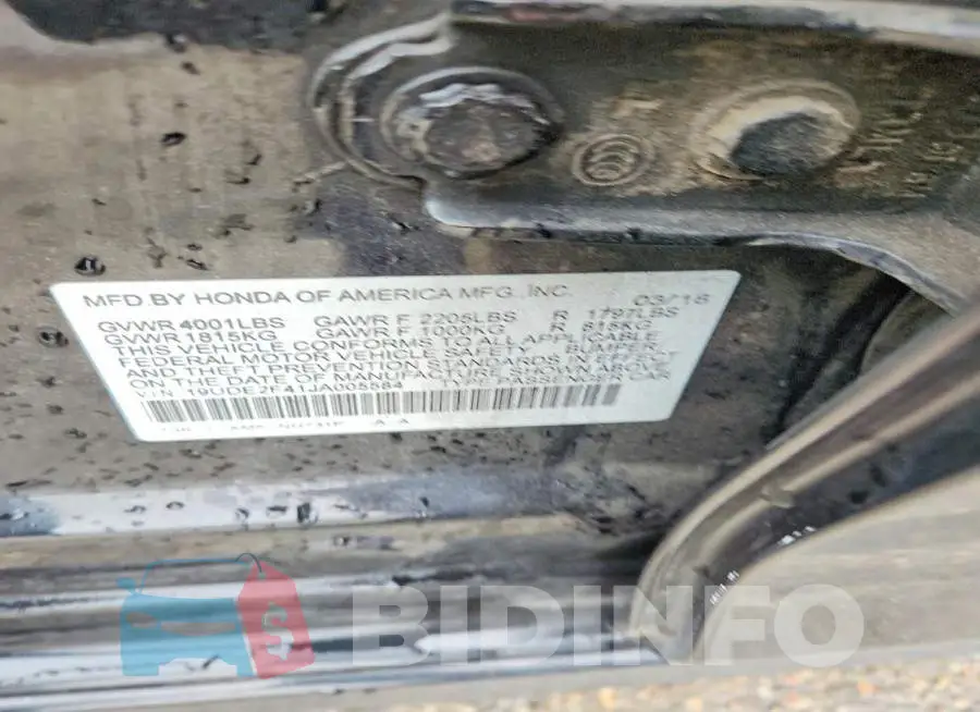 19UDE2F41JA005584 Photo# 12