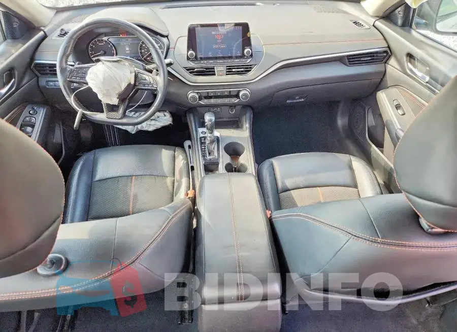 1N4BL4CV3LC168027 Photo# 8