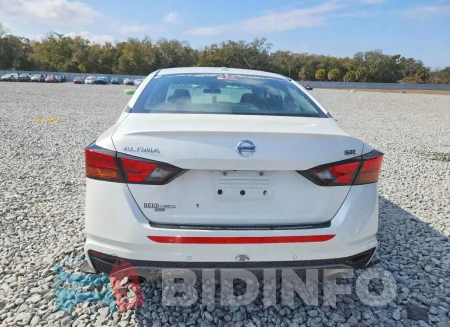 1N4BL4CV3LC168027 Photo# 6