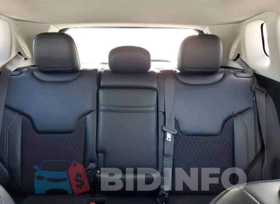 3C4NJDBB3HT657236 Photo# 10