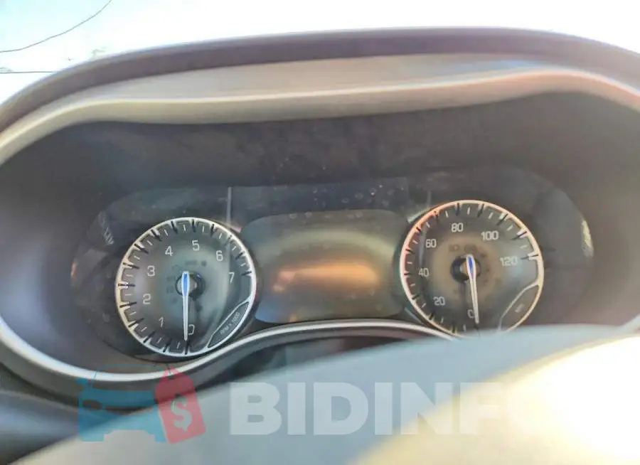 2C4RC1BG6SR552626 Photo# 9