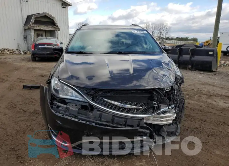 2C4RC1EGXJR315843 Photo# 5
