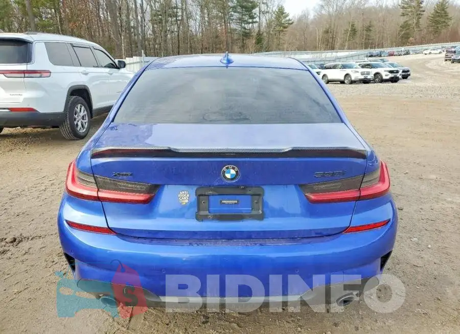 3MW5R7J00M8B57104 Photo# 6