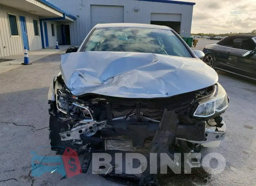 1G1BC5SMXH7267493 Photo# 5