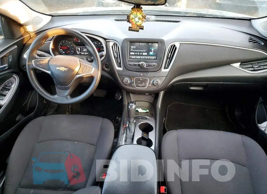 1G1ZB5ST7HF235986 Photo# 8