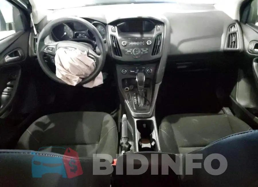 1FADP3F28JL328618 Photo# 7