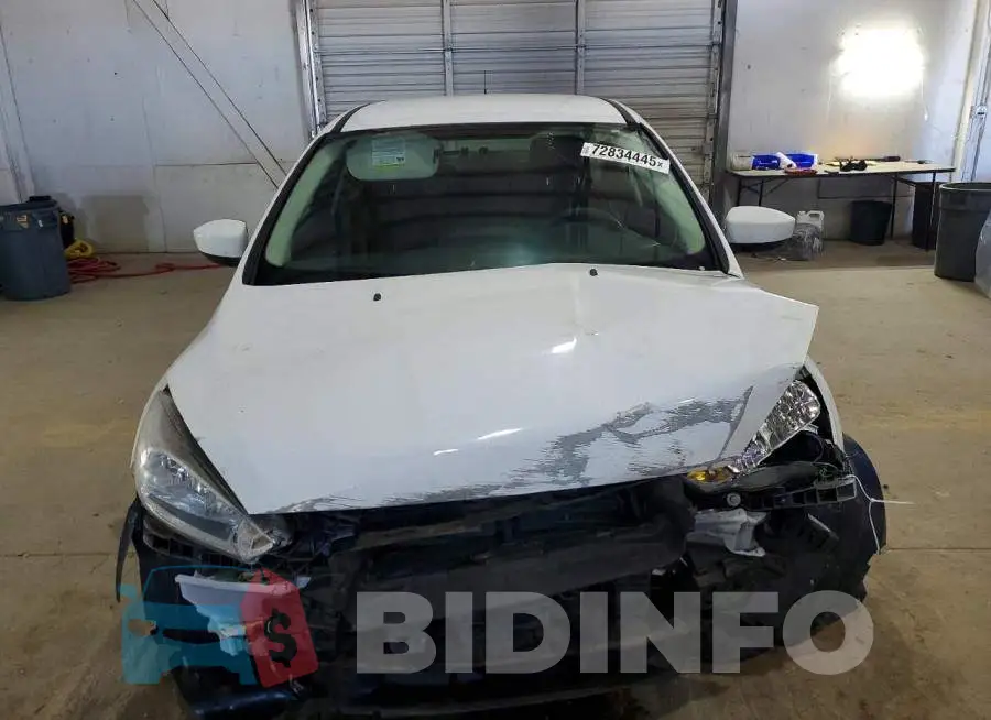 1FADP3F28JL328618 Photo# 5