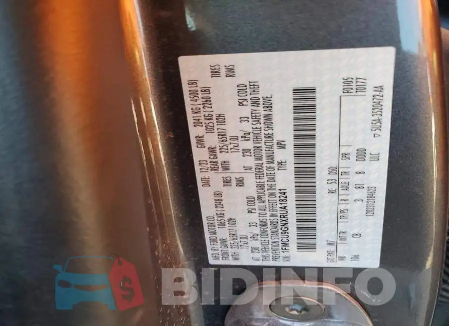 1FMCU9GNXRUA18241 Photo# 13