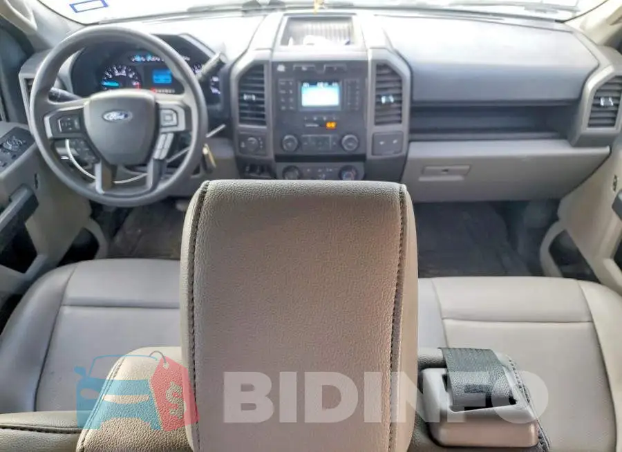 1FT7W2B6XNEF33378 Photo# 8