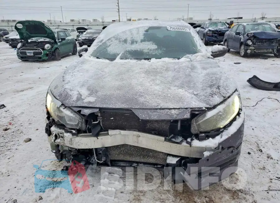 19XFC2F52HE041880 Photo# 5