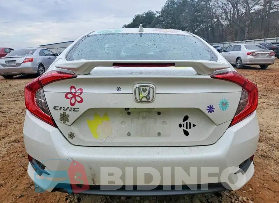 19XFC2F72HE068367 Photo# 6