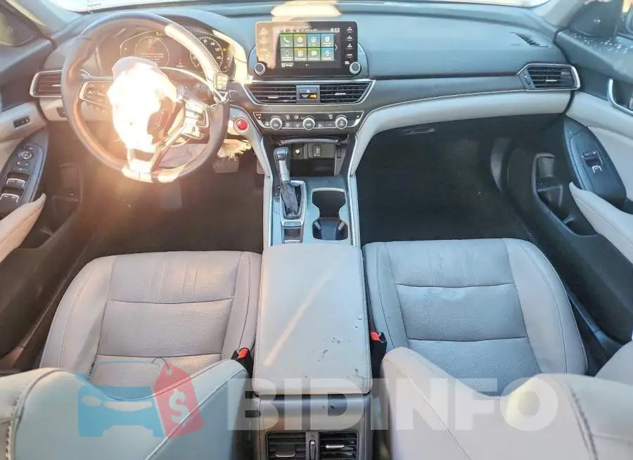 1HGCV1F56JA044315 Photo# 8