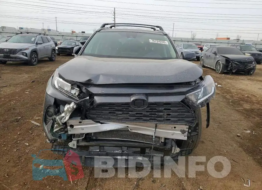 2T3P1RFV9MC233932 Photo# 5
