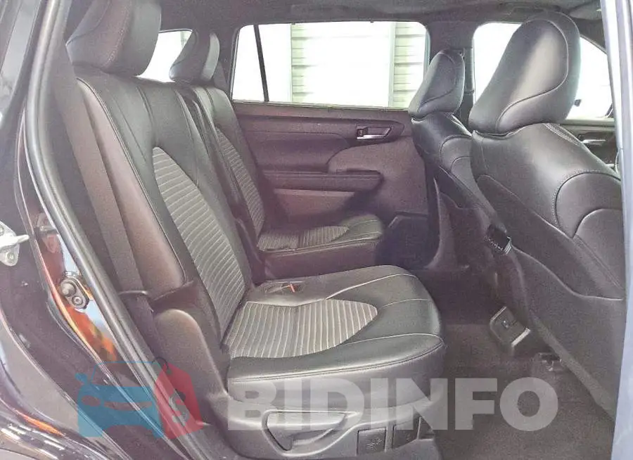 5TDKDRAHXRS528032 Photo# 11