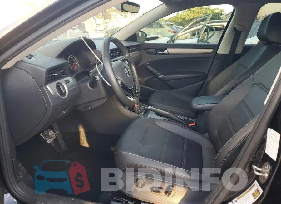 1VWSA7A37NC007781 Photo# 7