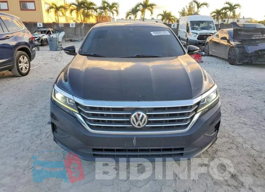 1VWSA7A37NC007781 Photo# 5