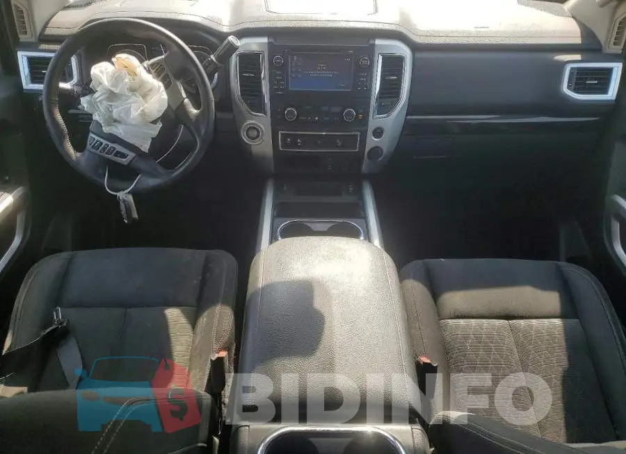 1N6AA1E69JN545152 Photo# 8