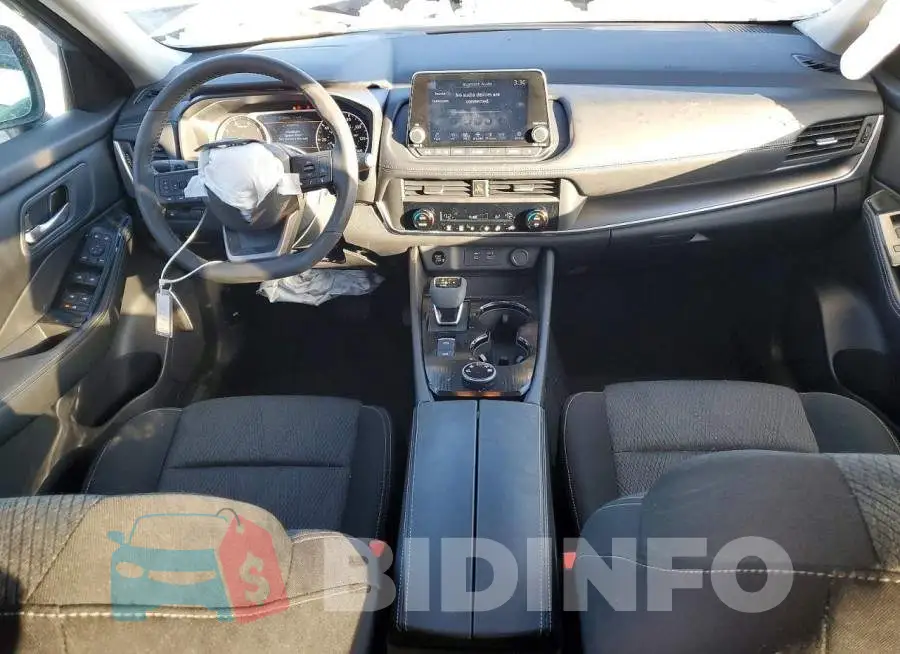 5N1BT3BB7SC768815 Photo# 8
