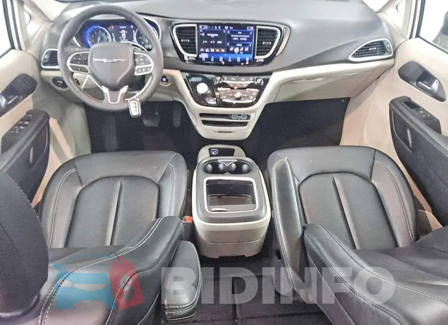 2C4RC1BGXRR176166 Photo# 8