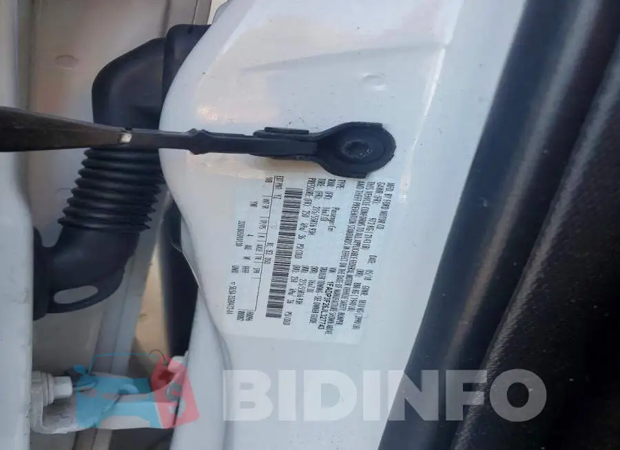 1FADP3F26JL327743 Photo# 12