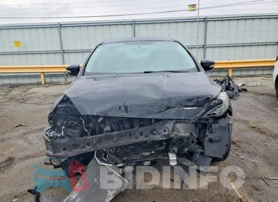 1FADP3H26HL203575 Photo# 5