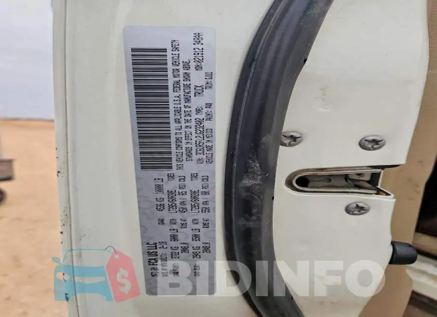 3C6UR5FL2JG232402 Photo# 12