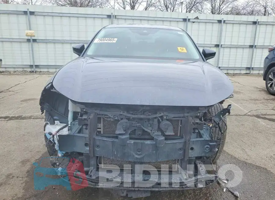 3MVDMBCLXMM272211 Photo# 5